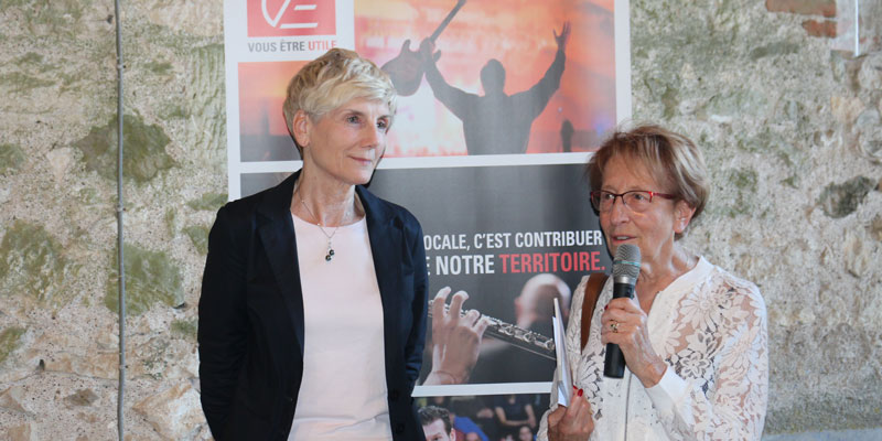 nicole-etchegoinberry-presidente-caisse-epargne-loire-centre-d-mommeja-presidente-fetes-musicales-touraine