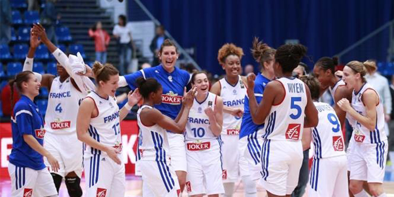 les basketteuses du Team Caisse d'Epargne