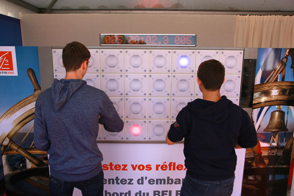 jeu-stand-caisse-epargne-festival-loire-2017