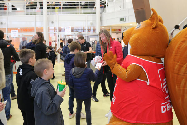 Tango-Bourges-Basket-Caisse-Epargne-mascotte